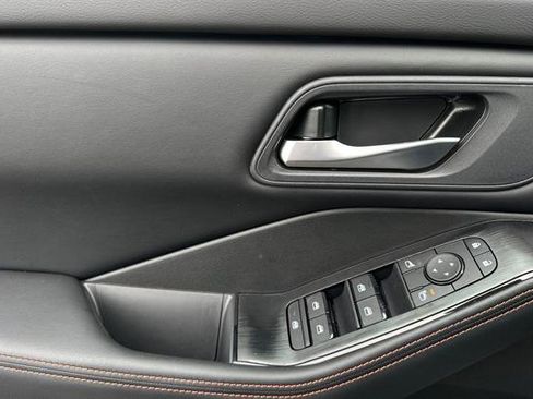 New 2025 Nissan Rogue SV image 11