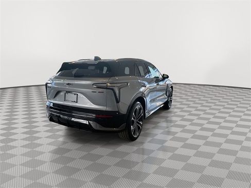 Used 2025 Chevrolet Blazer EV SS image 10
