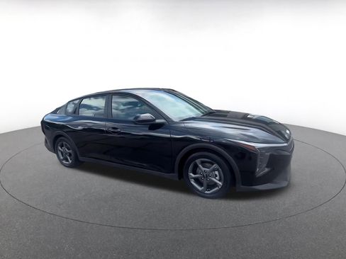Used 2025 Kia K4 FWD image 2