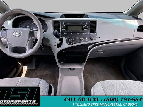 Used 2013 Toyota Sienna L FWD image 15