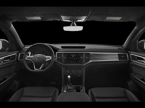 Used 2020 Volkswagen Atlas Cross Sport SE w/ Towing Package image 20