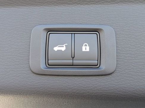 New 2026 Mitsubishi Outlander SEL FWD image 13