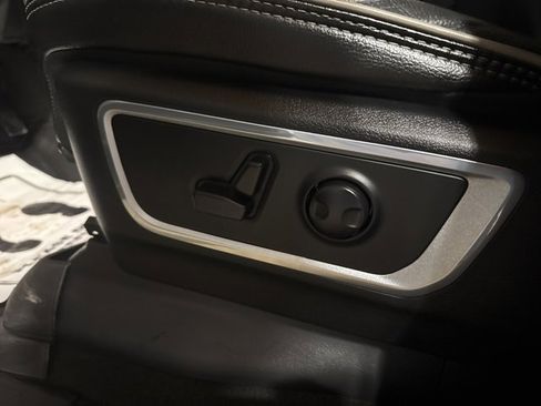 Used 2023 RAM 1500 Laramie image 8