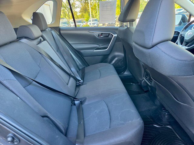 Used 2025 Toyota RAV4 LE AWD/4WD image 10