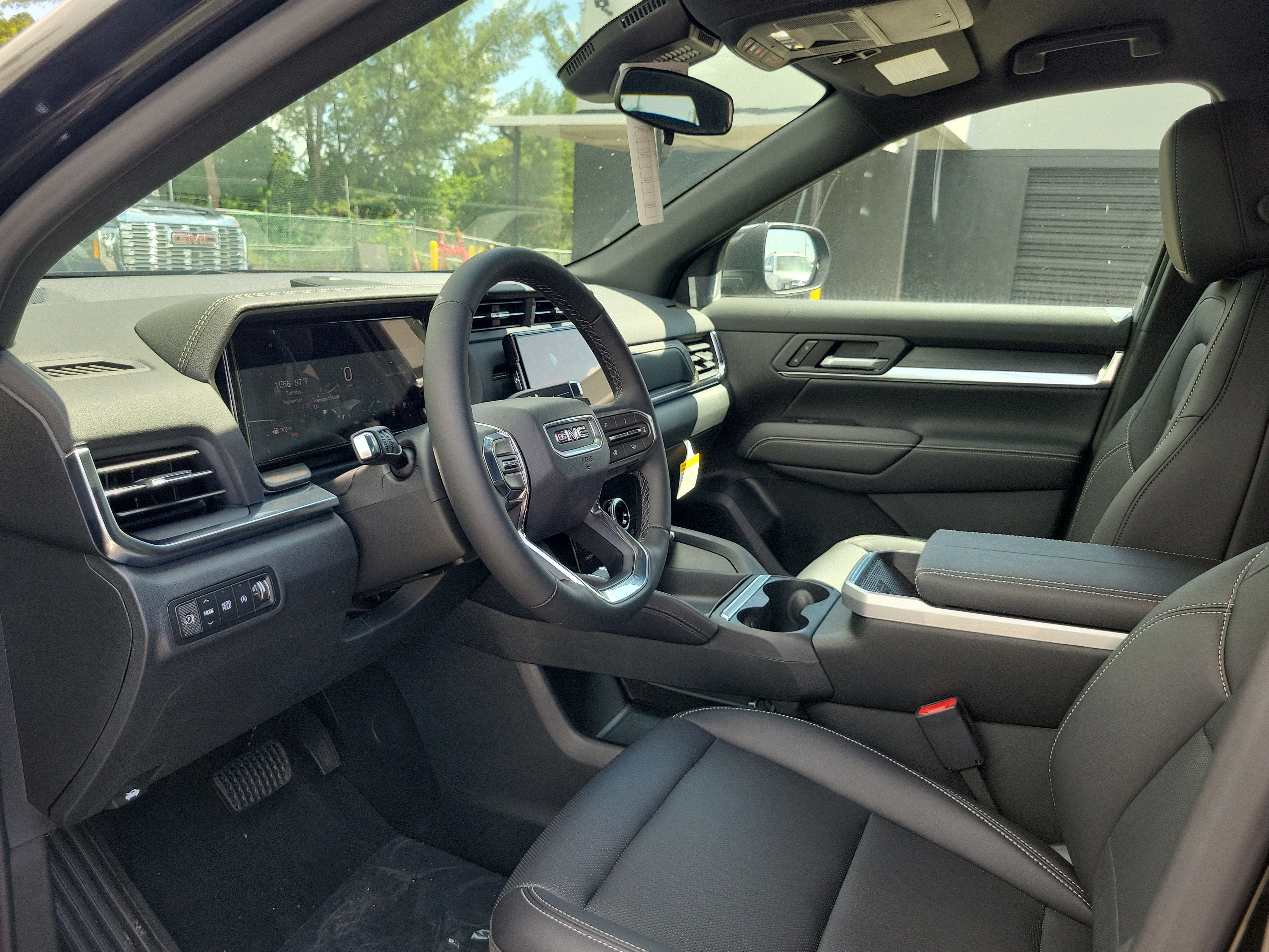 New 2027 GMC Terrain Elevation w/ Elevation Premium Package FWD image 8