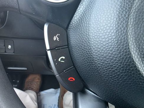 Used 2017 Kia Soul FWD image 36