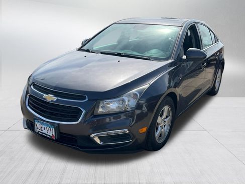 Used 2015 Chevrolet Cruze LT w/ Sun And Sound Package image 5