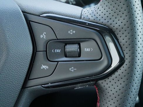 New 2026 Chevrolet Trax RS w/ Sunroof Package image 18