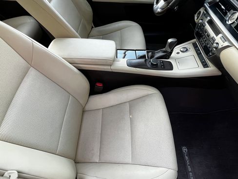 Used 2017 Lexus ES 350 w/ Premium Package image 44