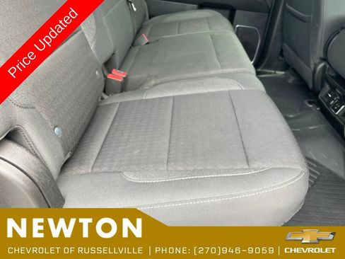 Used 2024 Chevrolet Silverado 1500 LT AWD/4WD image 28