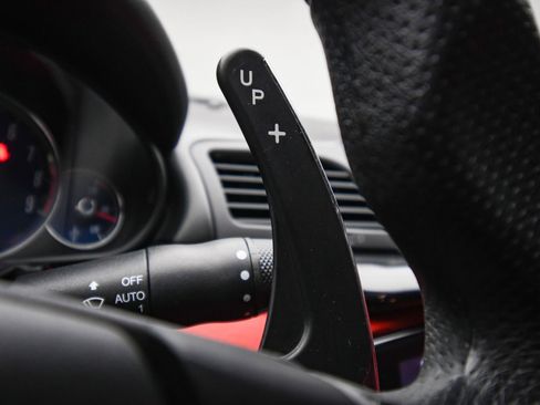 Used 2018 Maserati GranTurismo Sport image 38