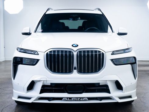 Used 2025 BMW ALPINA XB7 image 2