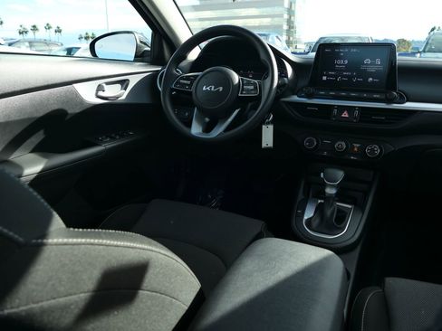 Used 2024 Kia Forte LXS w/ LXS Technology Package image 25