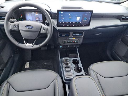 New 2026 Ford Maverick Lobo image 23