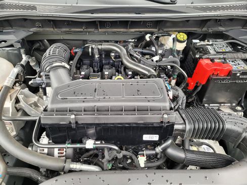 Used 2025 Ford Escape ST-Line image 23