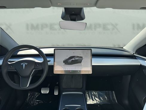 Used 2023 Tesla Model Y Long Range image 13