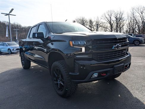 Certified 2021 Chevrolet Silverado 1500 LT Trail Boss w/ Convenience Package II image 3