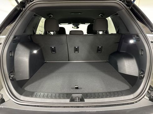New 2026 Chevrolet Equinox LT w/ Safety and Technology Package AWD/4WD image 24