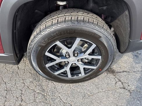 New 2025 Jeep Grand Cherokee L Limited w/ Trailer Tow Package image 11