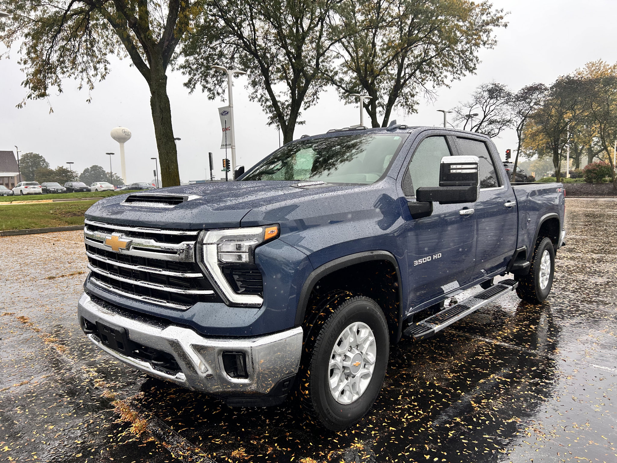 Used 2026 Chevrolet Silverado 3500 LTZ AWD/4WD image 3