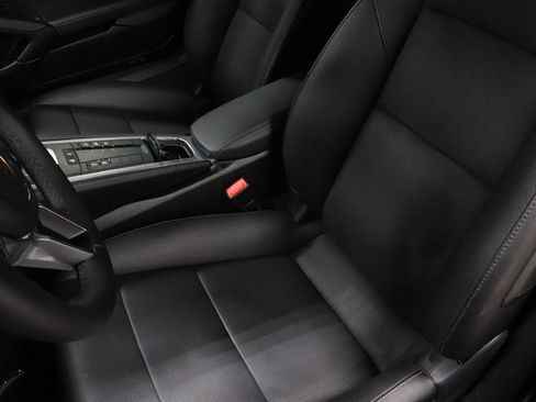 Used 2024 Porsche 718 Cayman S image 12