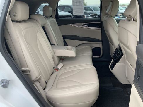 Used 2020 Lincoln Nautilus Reserve image 62