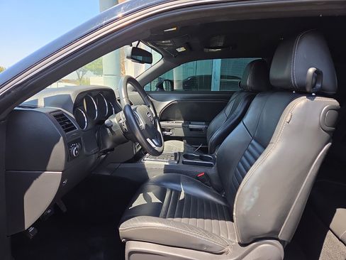 Used 2014 Dodge Challenger R/T Plus RWD image 9