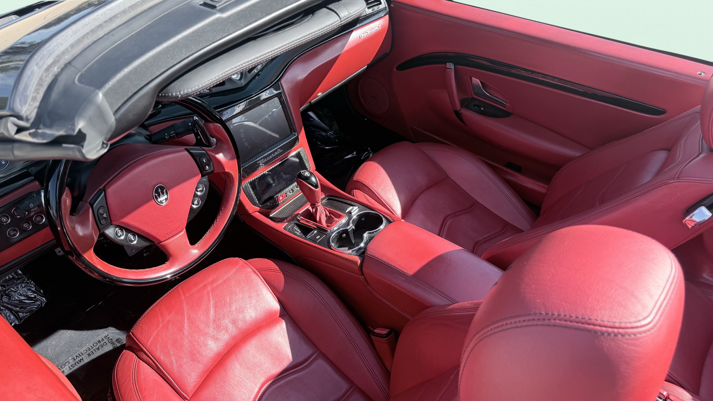 Used 2016 Maserati GranTurismo Convertible RWD image 35