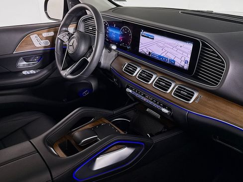 Certified 2024 Mercedes-Benz GLE 450 4MATIC image 17