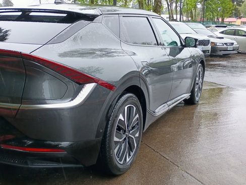 Used 2023 Kia EV6 Wind w/ Wind Technology Package AWD/4WD image 4