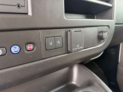 Used 2025 Chevrolet Express 3500 LT w/ LT Preferred Equipment Group RWD image 26