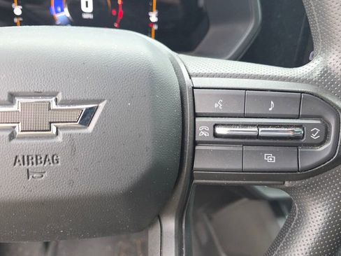 Used 2023 Chevrolet Colorado Trail Boss w/ Technology Package AWD/4WD image 15