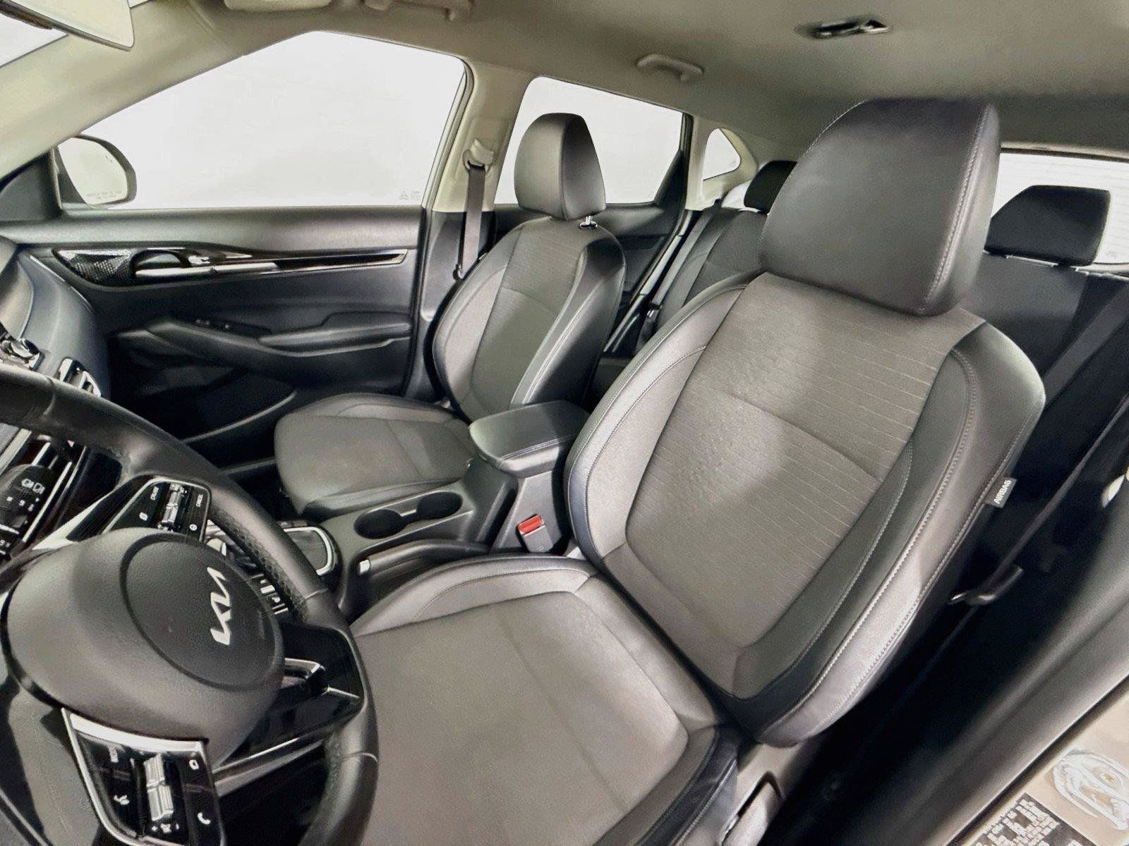 Used 2023 Kia Seltos Nightfall Edition AWD/4WD image 5