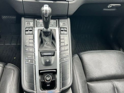 Used 2016 Porsche Macan S AWD/4WD image 24