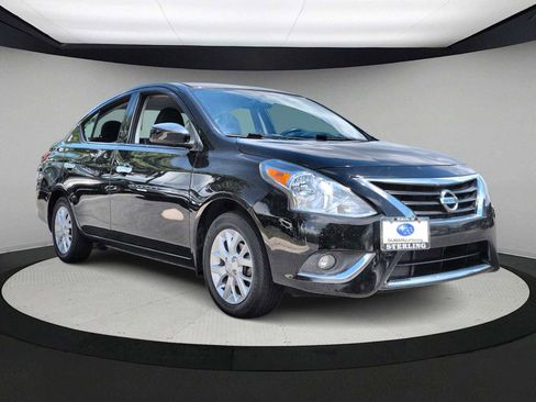 Used 2017 Nissan Versa SV w/ SV Special Edition Package FWD image 2