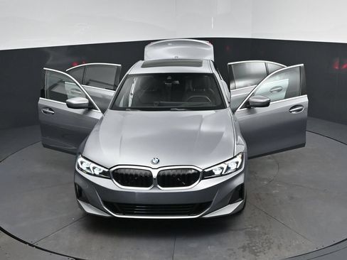 Certified 2026 BMW 330i Sedan RWD image 48