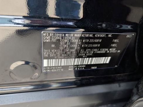 Used 2023 Toyota RAV4 Limited image 38