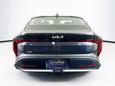 Used 2025 Kia K4 LXS image 7
