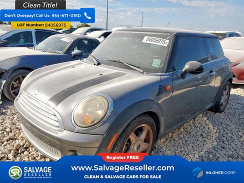 Used 2010 MINI Cooper Hardtop FWD image 1