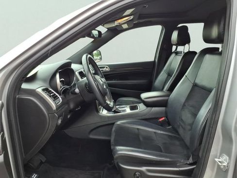 Used 2018 Jeep Grand Cherokee Altitude AWD/4WD image 16