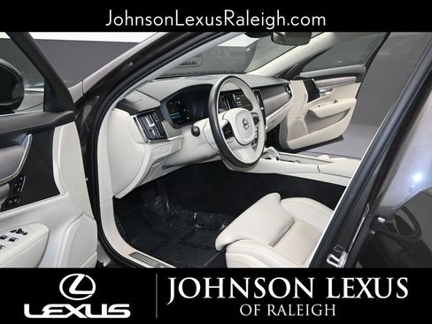 Used 2024 Volvo S90 B6 Ultimate image 13