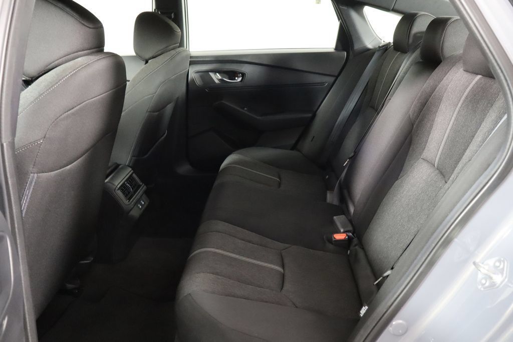 Used 2025 Honda Accord Sport image 16