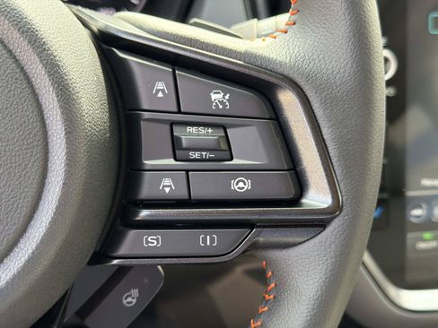 New 2026 Subaru Crosstrek 2.5i Limited w/ Crosstrek Mirror Package AWD/4WD image 17
