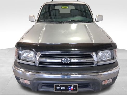 Used 2000 Toyota 4Runner SR5 image 3