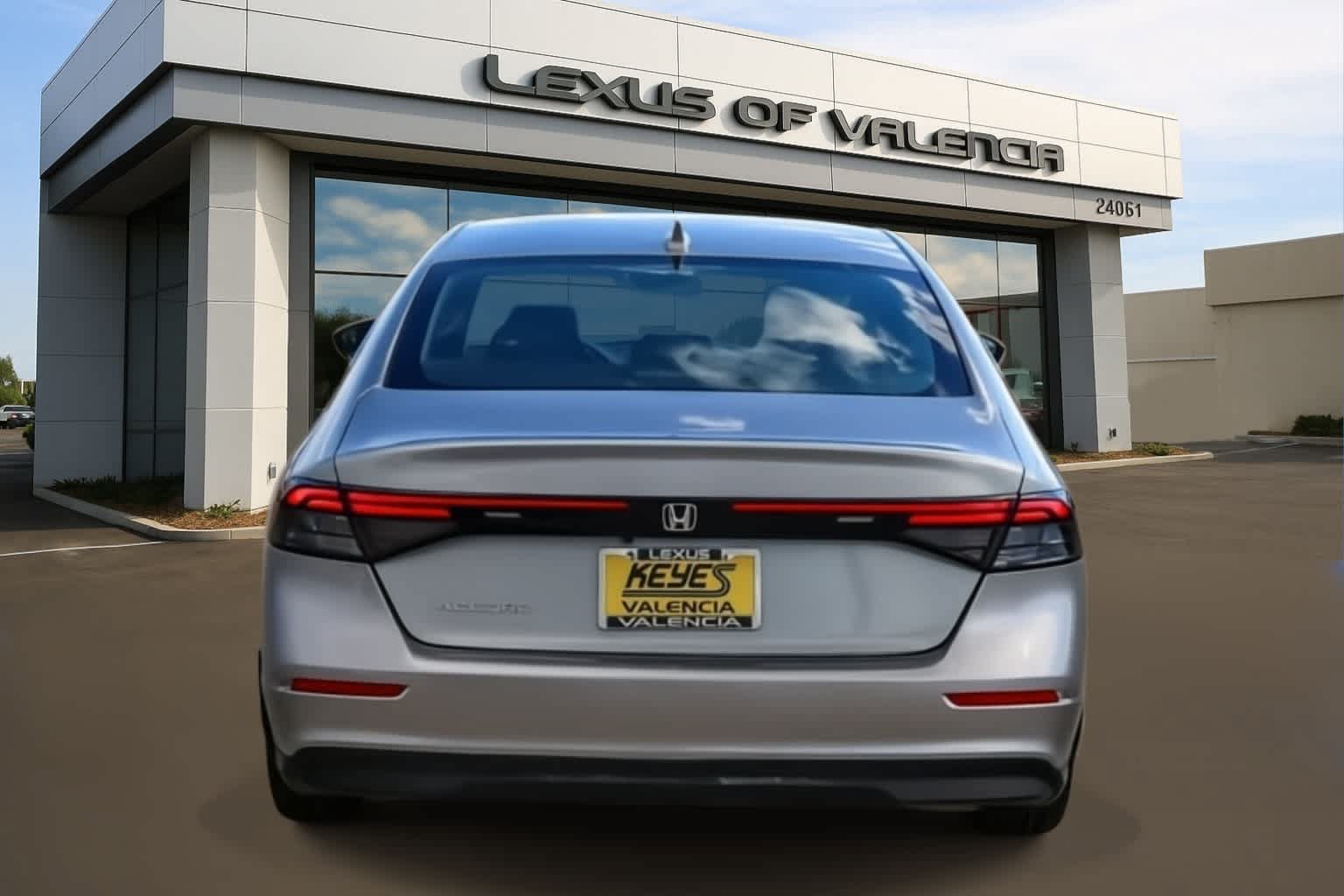 Used 2024 Honda Accord EX image 3