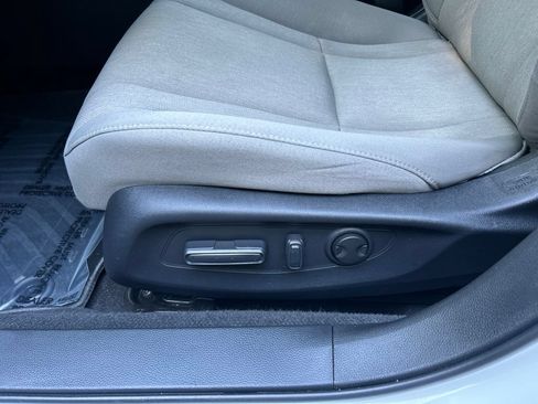 Used 2023 Honda Accord EX image 15