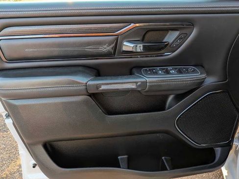 Used 2023 RAM 1500 Limited w/ Body-Colour Bumper Group AWD/4WD image 15