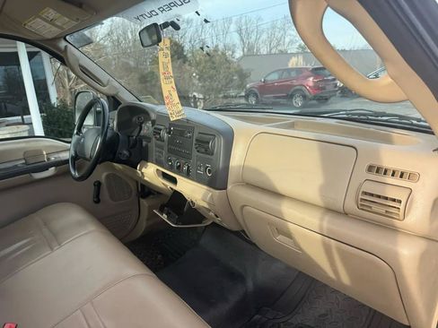 Used 2006 Ford F350 XLT RWD image 13