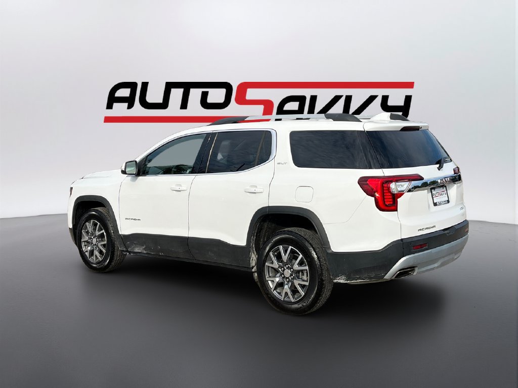 Used 2023 GMC Acadia SLT w/ LPO, Floor Liner Package FWD image 7