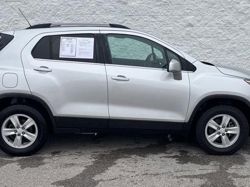 Used 2017 Chevrolet Trax LT image 8